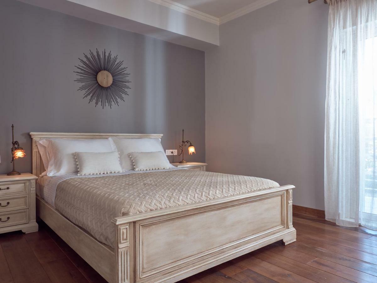 Golden July Luxury Villa Akrotiri  المظهر الخارجي الصورة