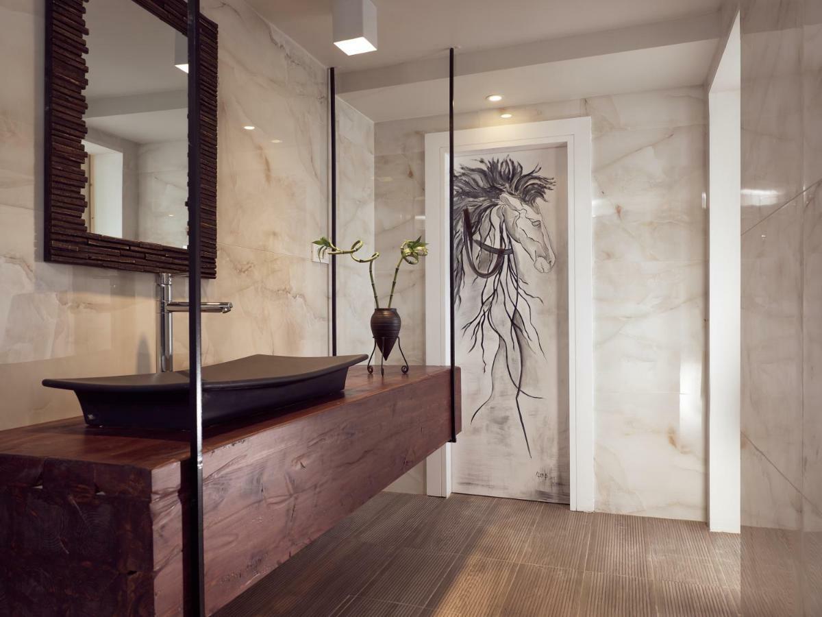 Golden July Luxury Villa Akrotiri  المظهر الخارجي الصورة